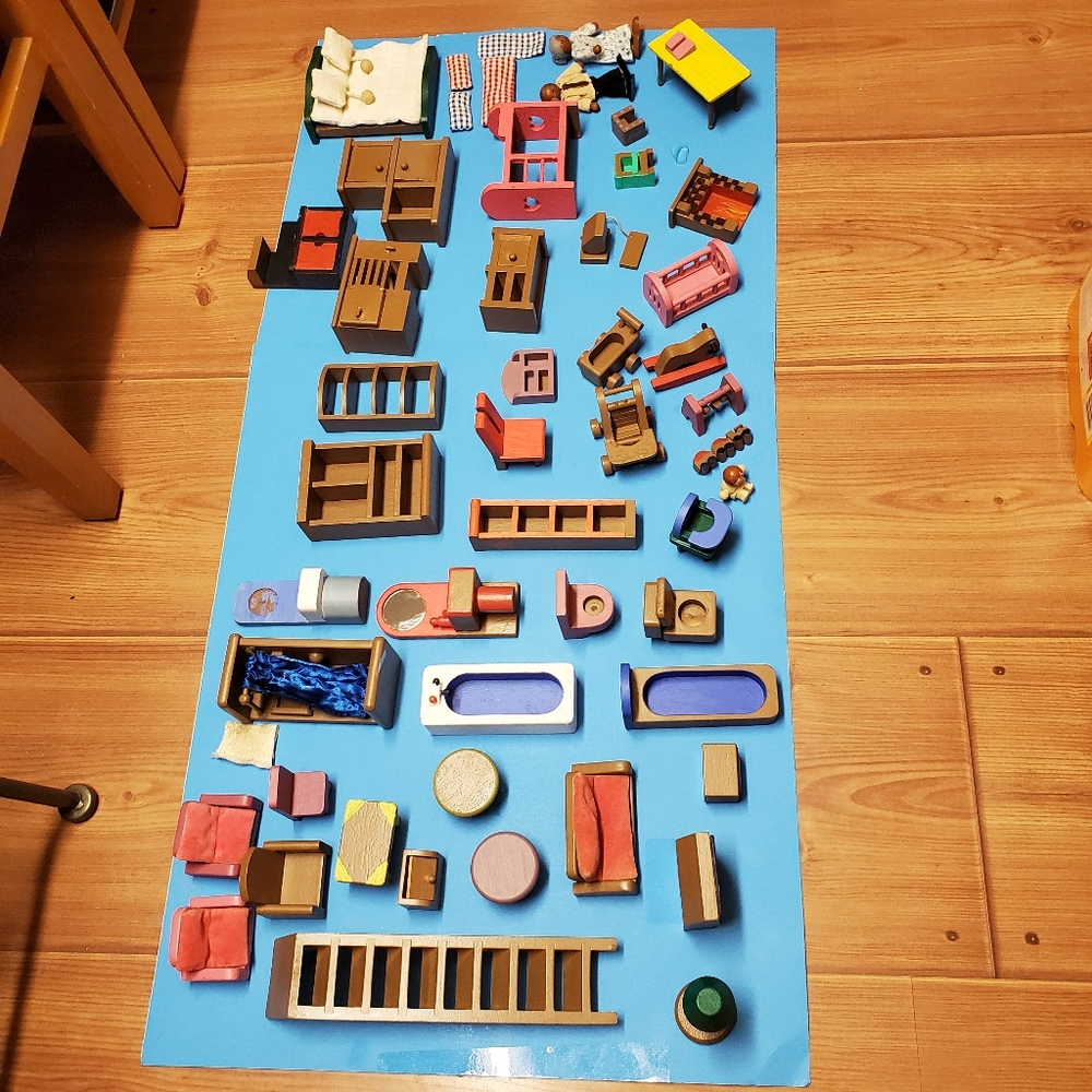 Wooden DollHouse Furniture